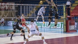 Cisterna lotta un set poi la Lube dilaga