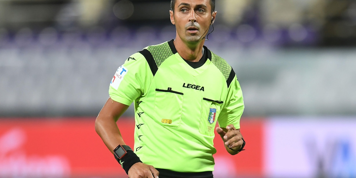 Serie A, gli arbitri: Di Bello per Atalanta-Napoli. Milan-Inter a Doveri
