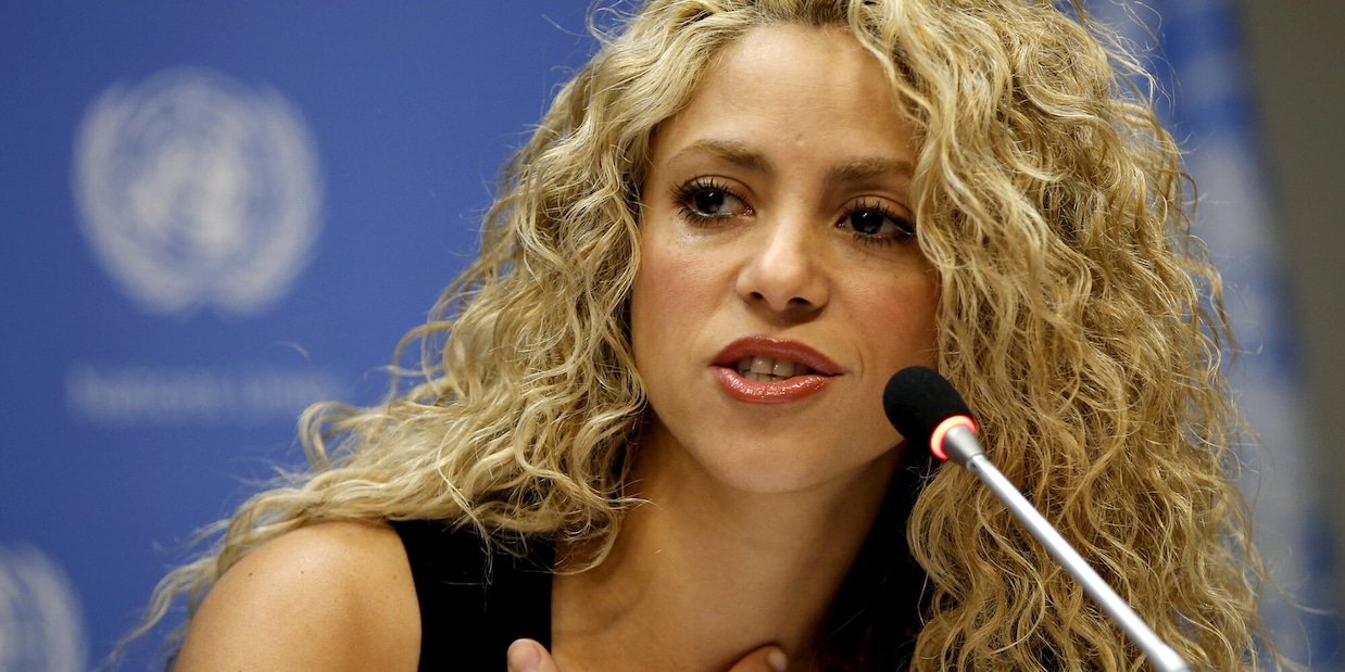 Shakira a processo per evasione fiscale: rischia il carcere