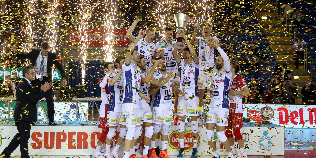 Trento alza la Supercoppa Trento alza la Supercoppa