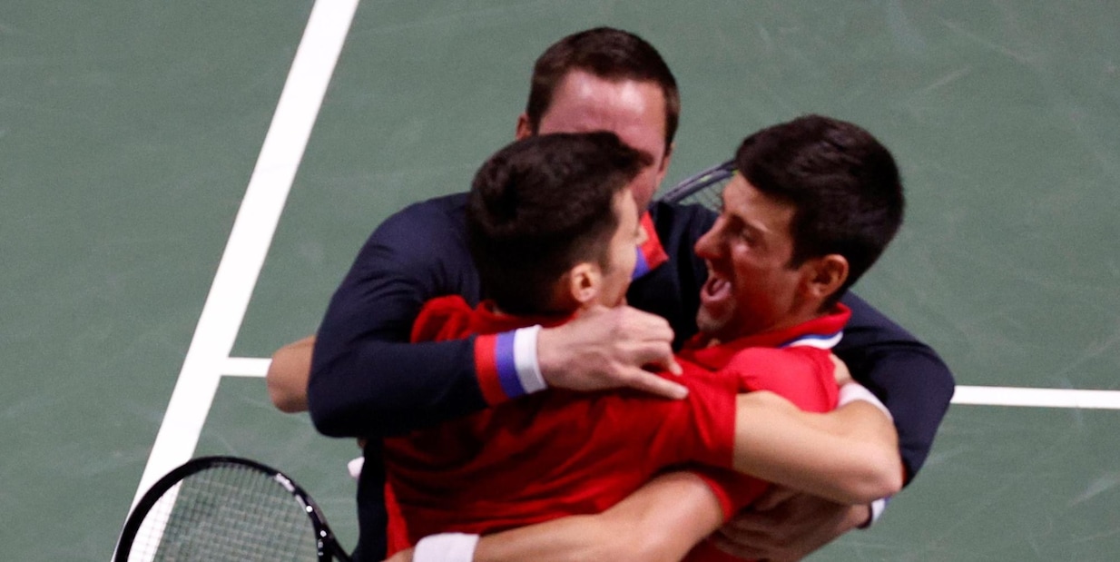 Coppa Davis: Djokovic super, la Serbia piega il Kazakistan