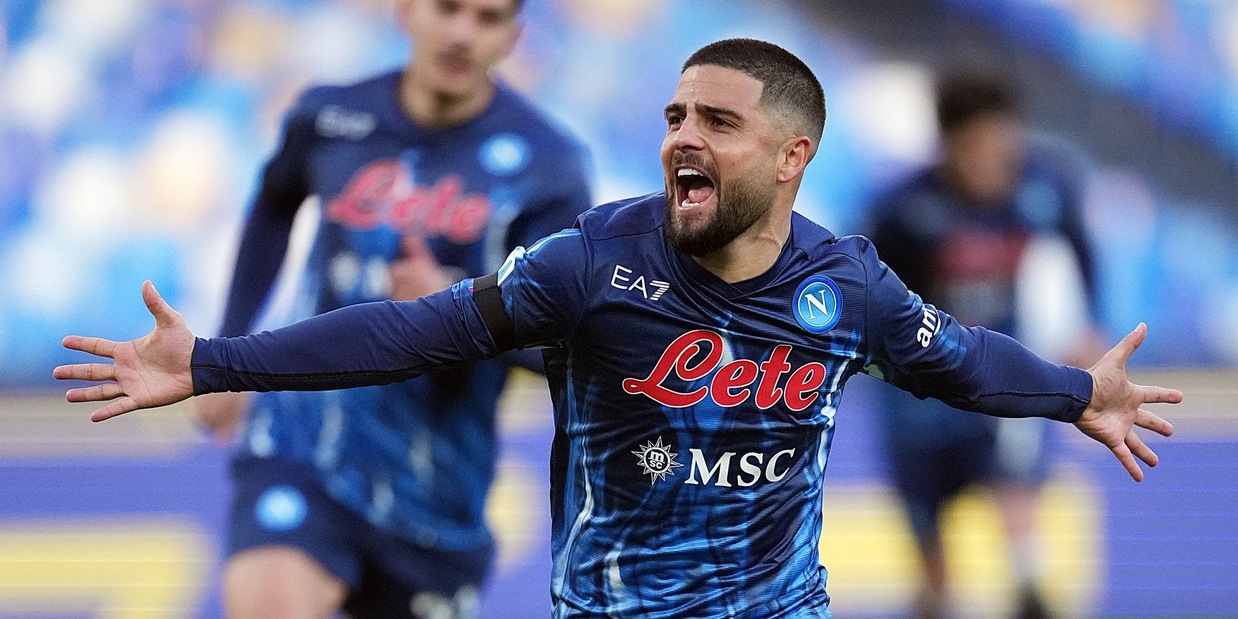 Napoli, l'ultimo souvenir di Insigne