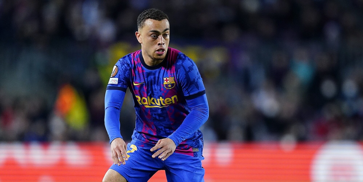 Roma, dopo Svilar ora c'è Dest nel mirino