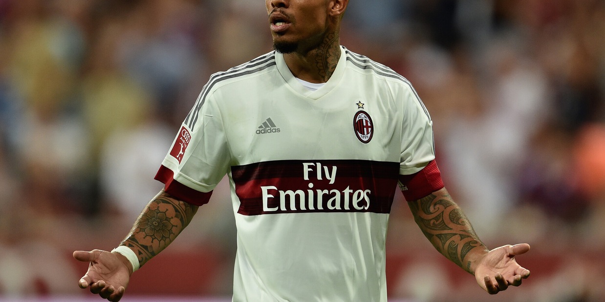 Nigel De Jong sprona il Milan: "Stai calmo e testa alta"