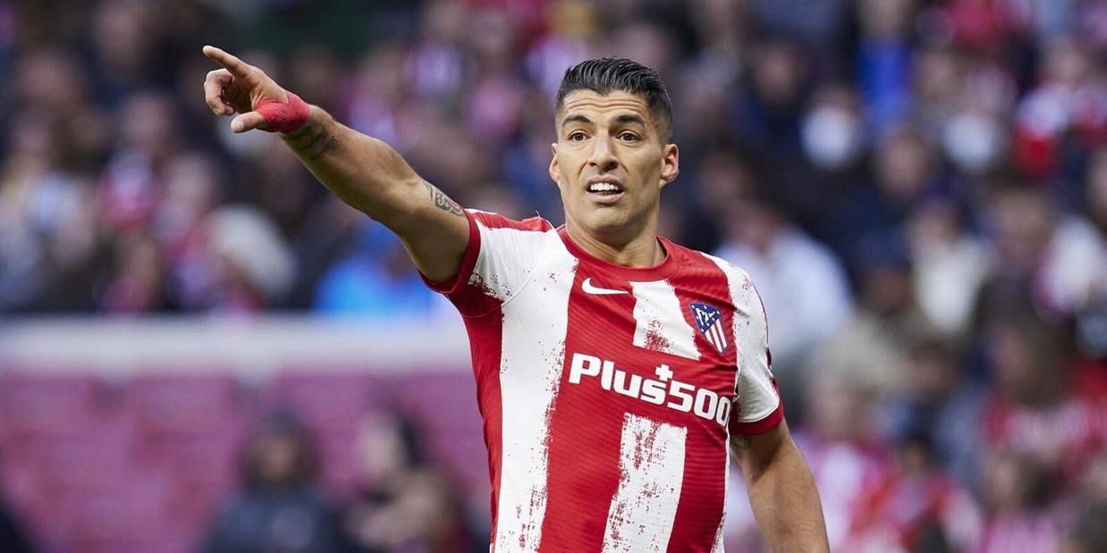"Atletico Madrid, Suarez pronto a ridursi l'ingaggio per tornare al Barcellona"