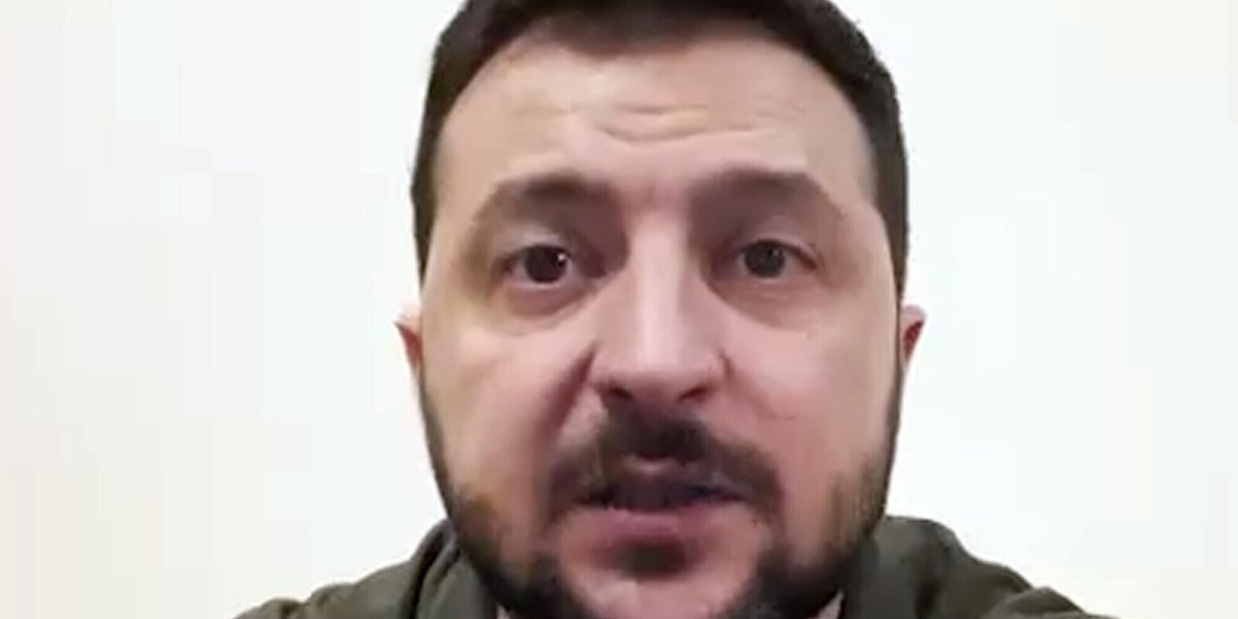 Zelensky, Vespa intervista il presidente ucraino a Porta a Porta