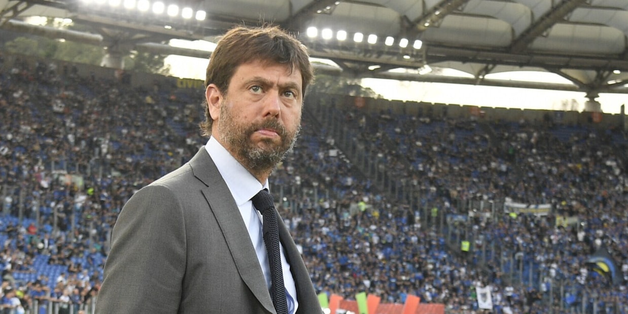 La Juve risponde ai fischi e celebra la presidenza Agnelli