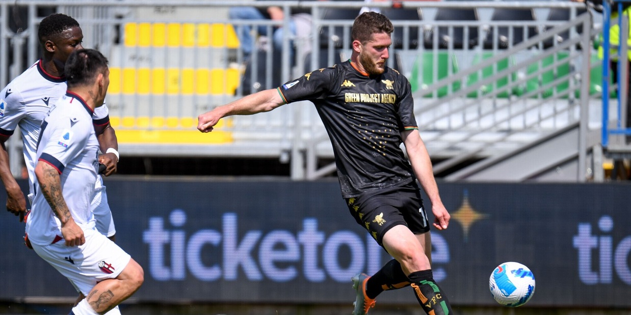 Calciomercato Verona, intesa col Venezia per Henry