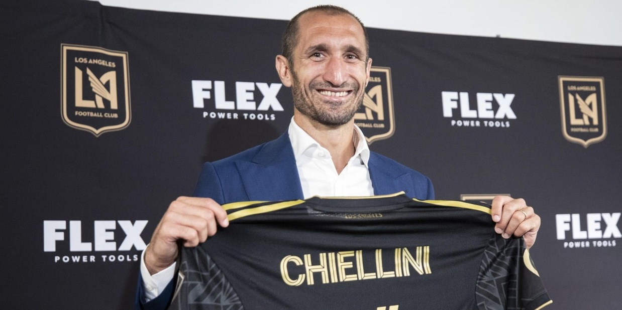 La Serie A cambia difesa: è caccia aperta ai centrali