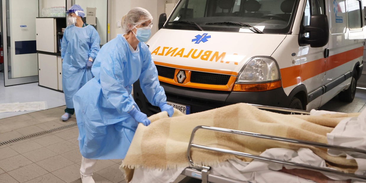 Covid, il bollettino in Italia: quasi 80mila nuovi contagi, 44 i decessi
