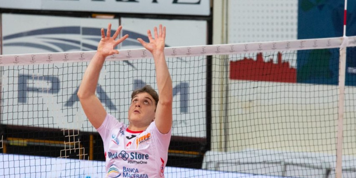 New Mater Volley: Longo torna a Castellana