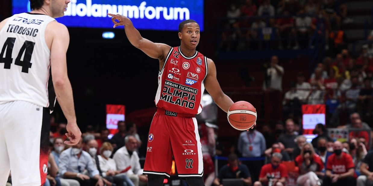 Olimpia Milano, ufficiale il rinnovo di Devon Hall