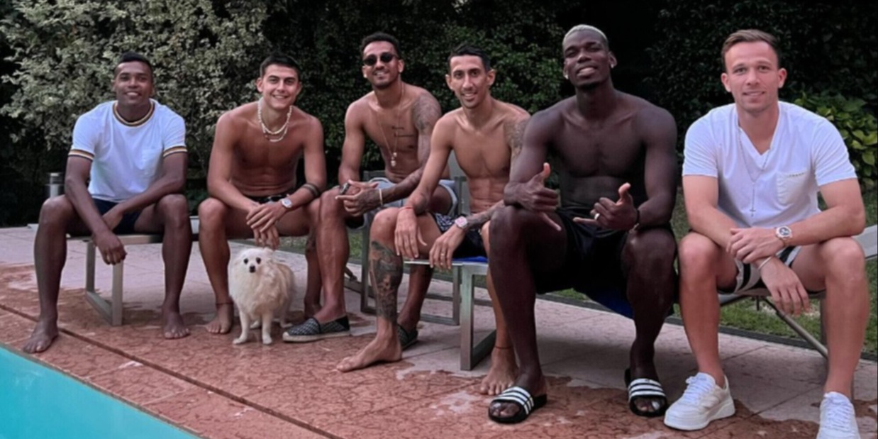 La domenica speciale di Dybala: partita a teqball con Di Maria, Pogba e altri tre bianconeri