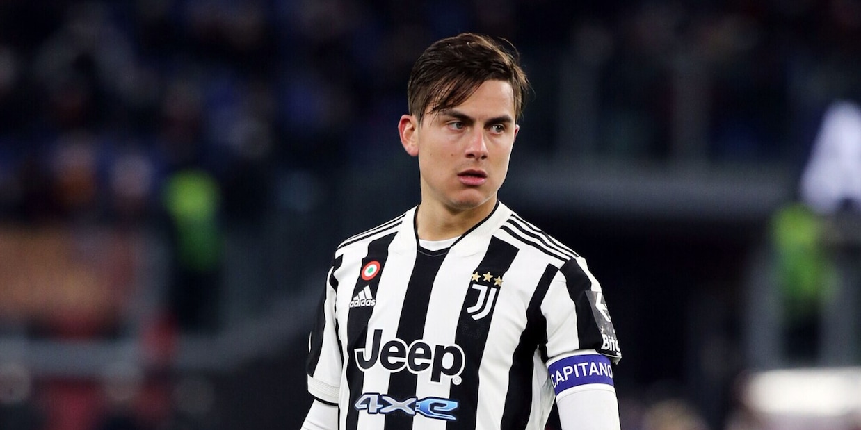 Dybala alla Roma, la rabbia dei tifosi del Napoli con De Laurentiis