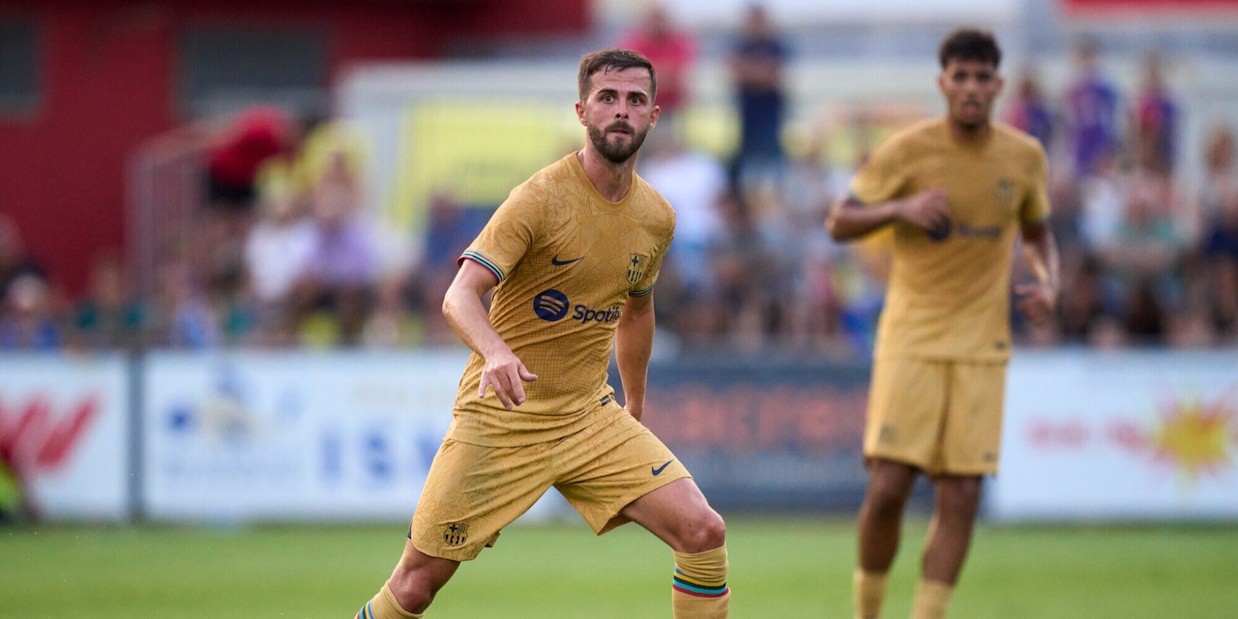 Pjanic sarà di nuovo papà: lascia Miami e vola a Nizza