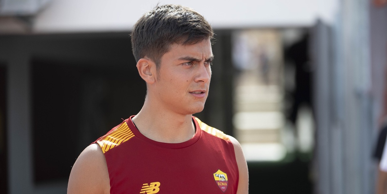 Roma, la Dybalite infuria