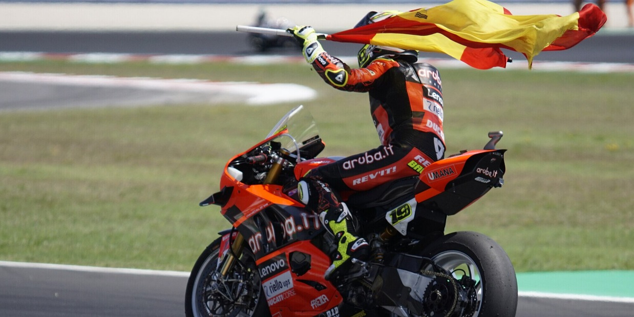 Superbike, Repubblica Ceca: Bautista si prende gara-1