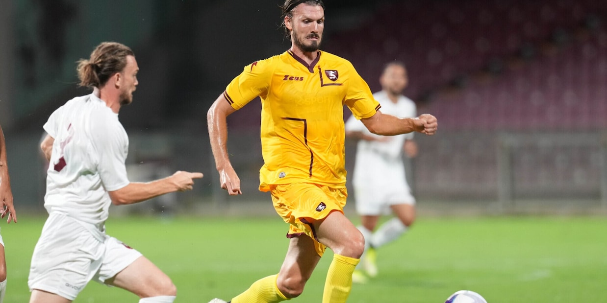 Salernitana ok a metà: 1-0 alla Reggina ma va ko con l'Adana