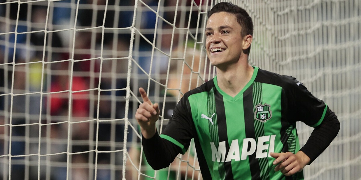 Chi è Raspadori: perché rifiutò l’Inter per crescere nel Sassuolo