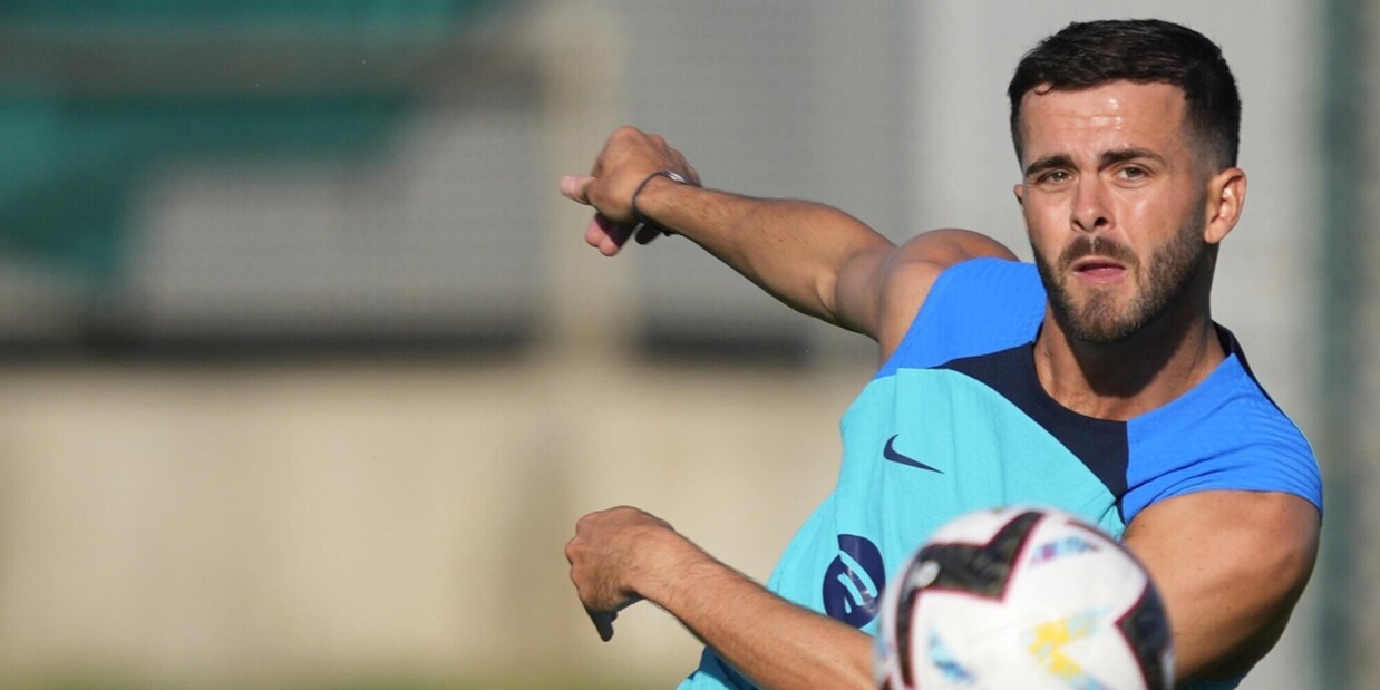 Xavi: "Pjanic? Resta al Barcellona, mi ha convinto"