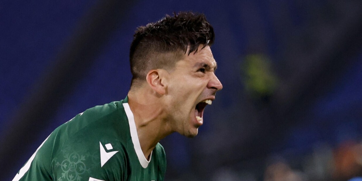 Simeone, il plus del gol per il Napoli nello stadio di Maradona