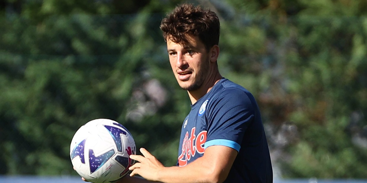 Napoli, si ferma Demme: contusione tra caviglia e piede