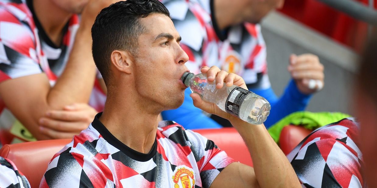 Manchester United, Ronaldo in panchina all'inizio: partenza vicina?