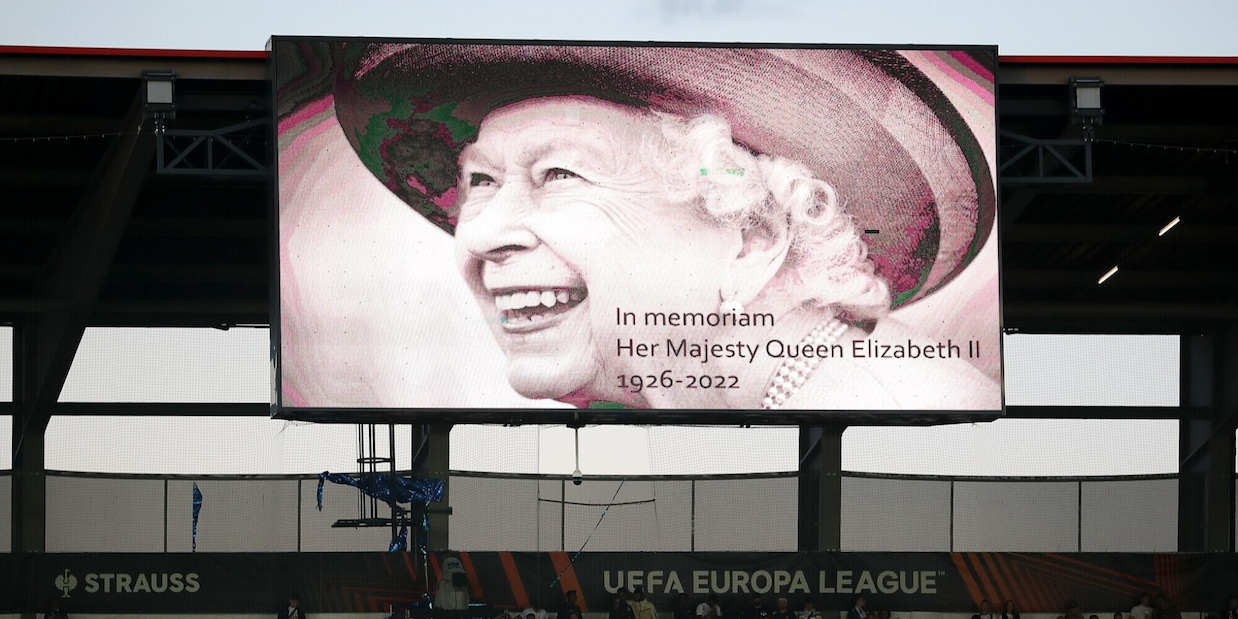 Morte Regina: minuto di silenzio in Zurigo-Arsenal