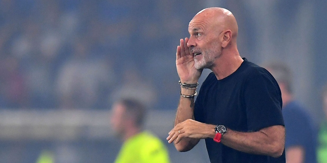 Rosso a Leao, Pioli non ci sta: "In Italia si fischia troppo, gli attaccanti vanno tutelati"