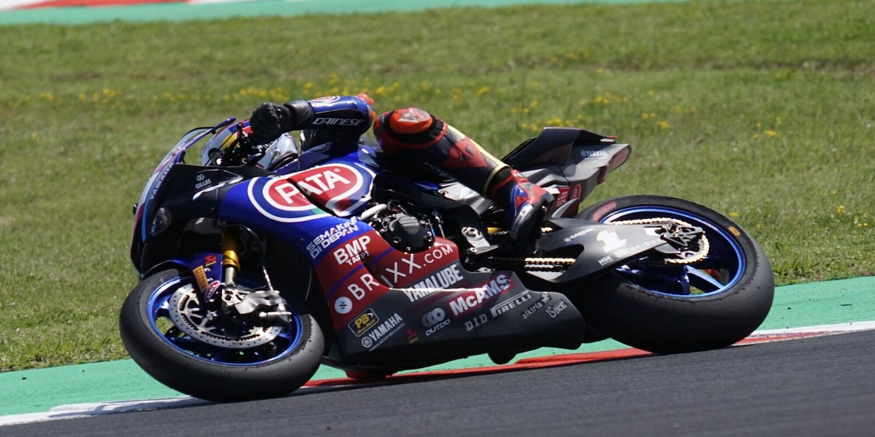 Superbike, Gp Francia: il turco Razgatlioglu conquista gara-2