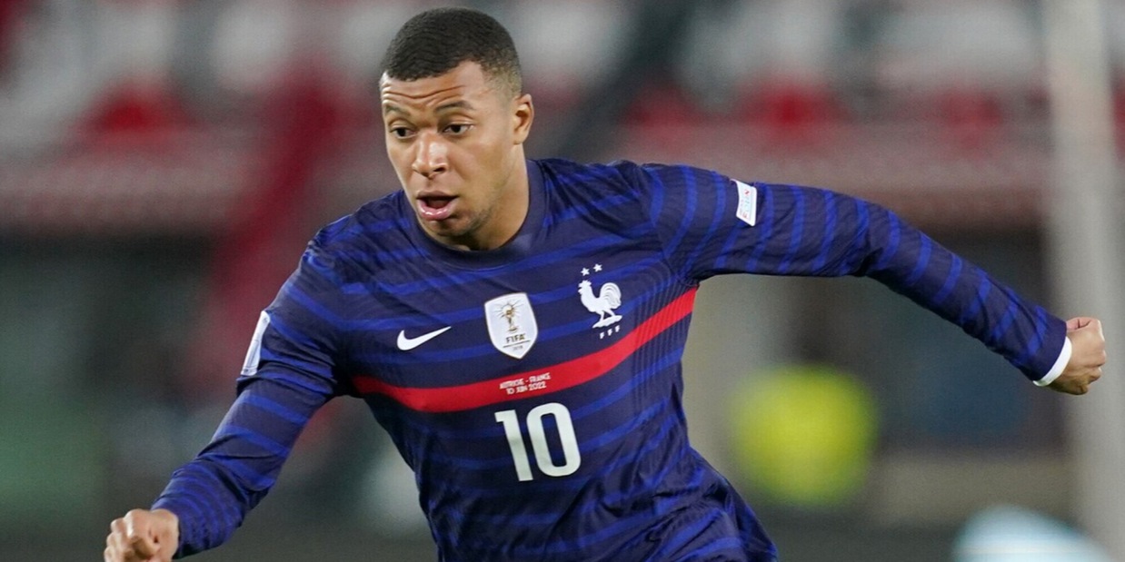 Mbappé rifiuta la foto con la nazionale per i diritti di immagine