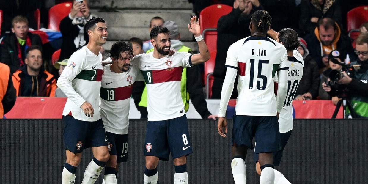 Mario Rui e Leao illuminano, il Portogallo è super. Poker Serbia, Spagna ko