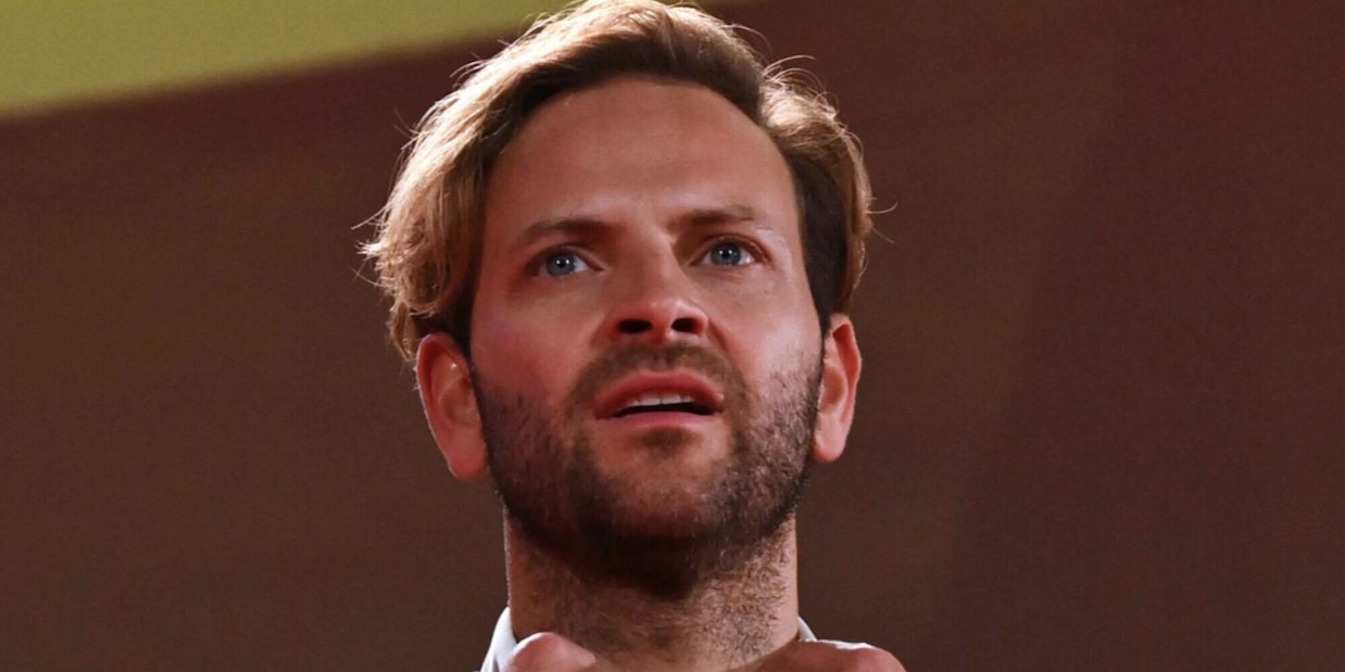 Alessandro Borghi è Rocco Siffredi nella serie tv Netflix 'Supersex'