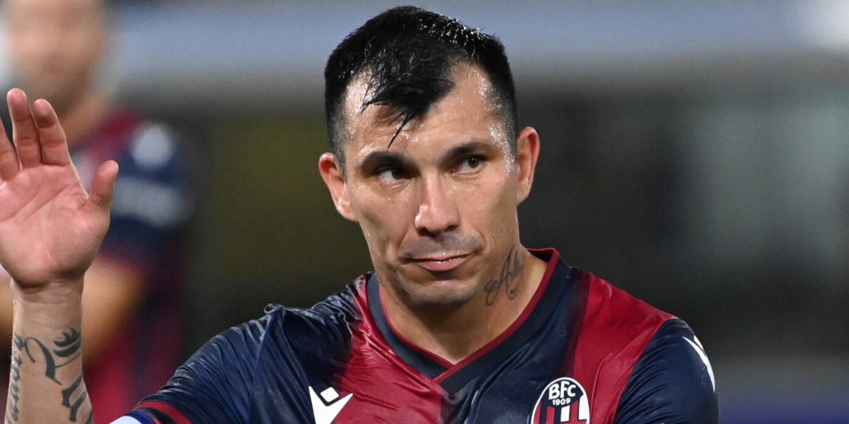 Bologna, dubbio Medel: non è intoccabile