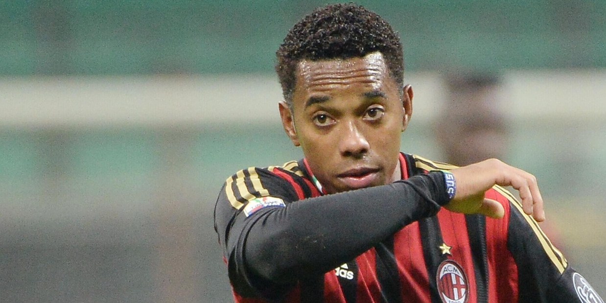 Robinho rischia 9 anni di carcere: richiesta di estradizione al Brasile
