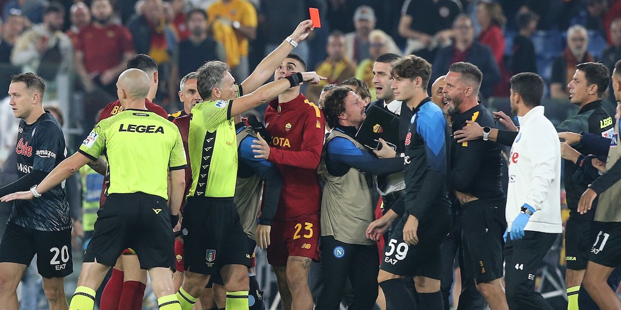 Roma-Napoli diretta 0-1: De Laurentiis negli spogliatoi, festa con il gruppo