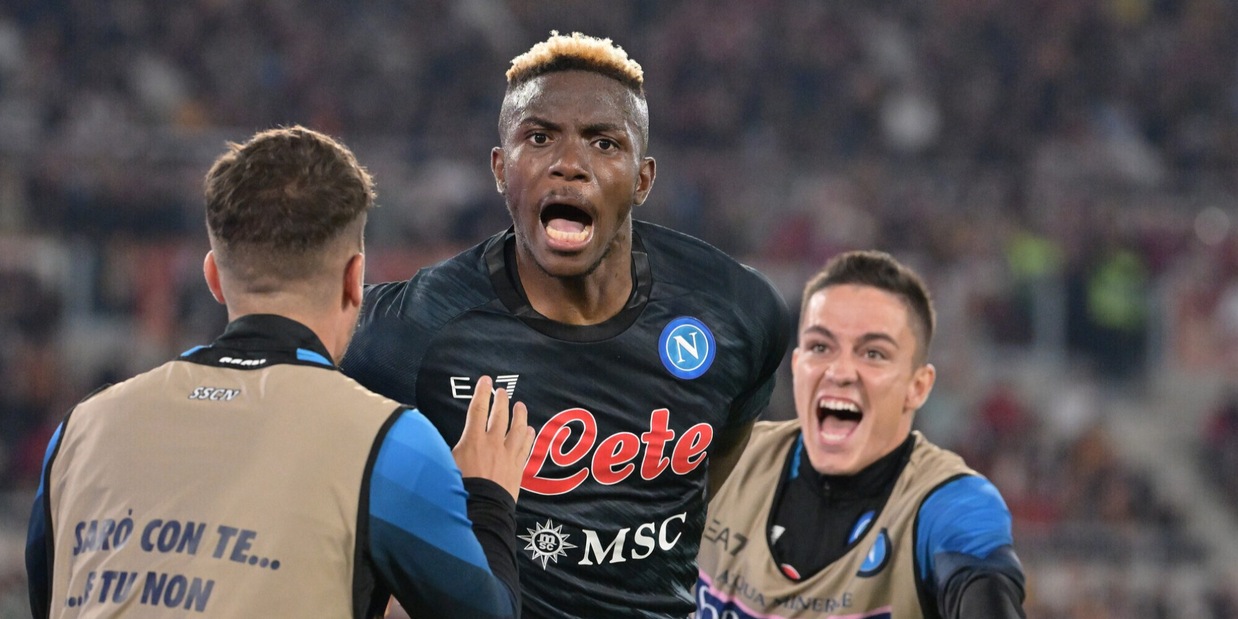 Il Napoli al tavolo dei giganti