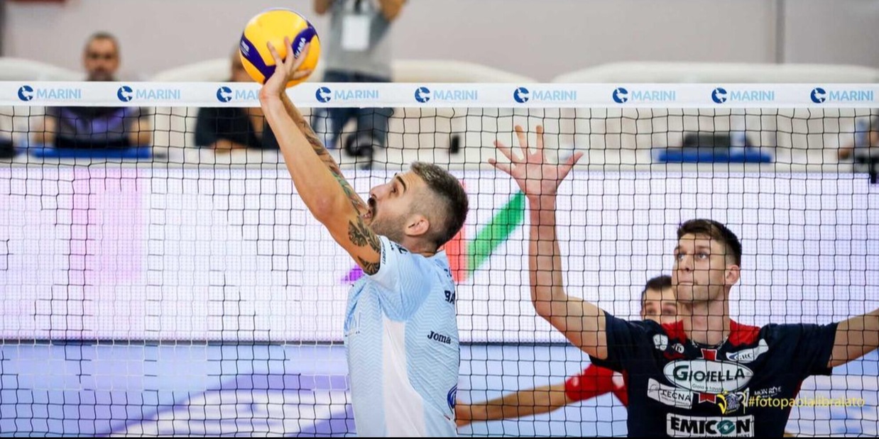 Cisterna-Siena apre la 5a giornata Cisterna-Siena apre la 5a giornata