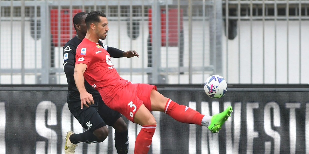 Accoltellati Milano, la Lega non rinvia Monza-Bologna