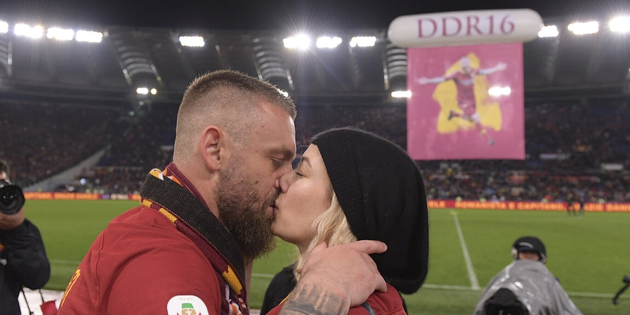 Sarah Felberbaum racconta De Rossi: "Quella volta che al ristorante..."