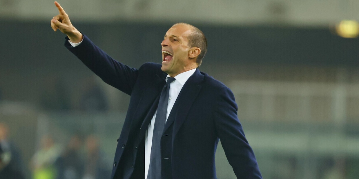 Atp Finals: Allegri si gode Tsitsipas-Djokovic