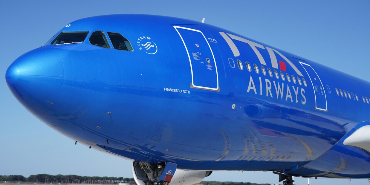 Addio alla modalità aereo sui voli: ecco da quando