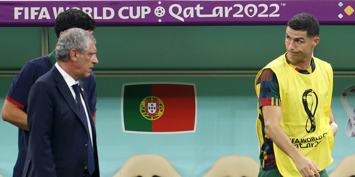Ronaldo in panchina, il ct Santos non si pente: la frase che fa infuriare i tifosi del Portogallo