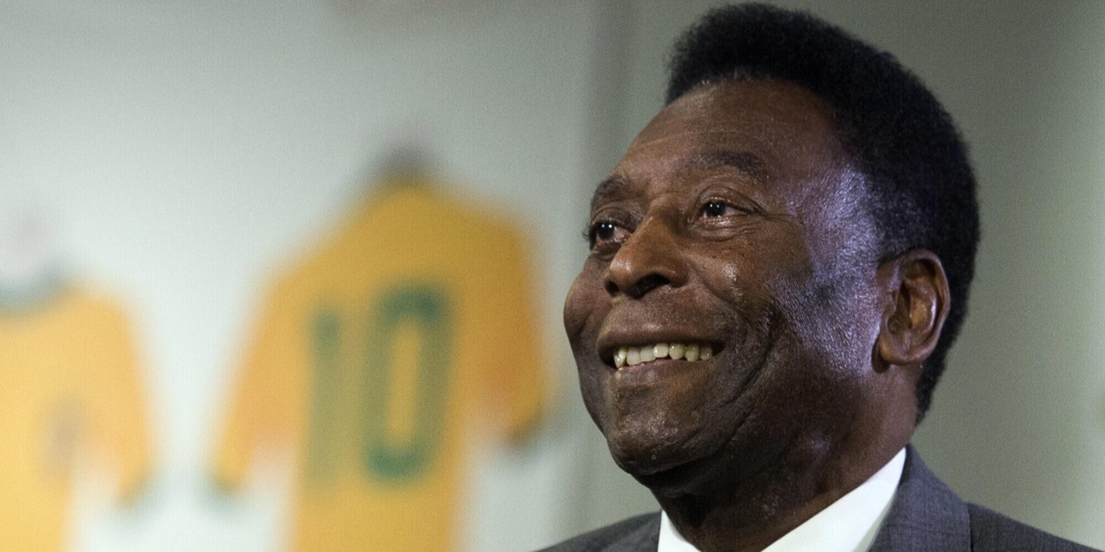 Pelé è morto, il calcio in lutto: da Stallone a Falcao, tutti i messaggi