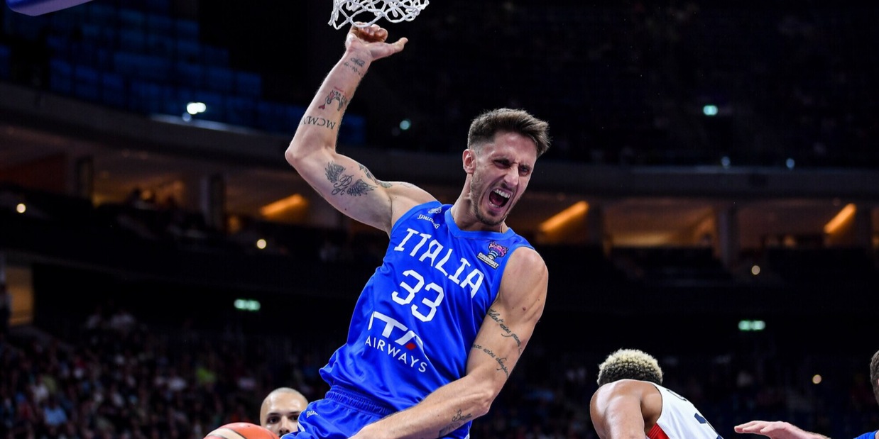 Polonara, azzurro sempre in viaggio