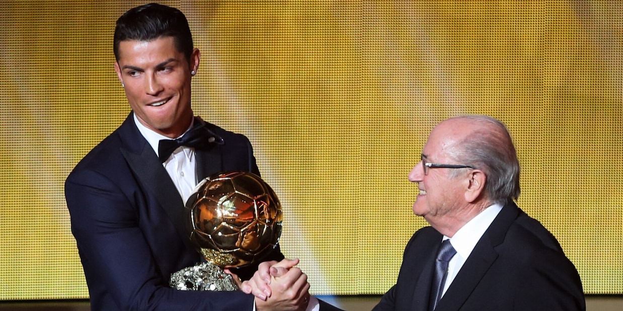 Cristiano Ronaldo ha venduto il Pallone d'oro 2013? Tutta la verità