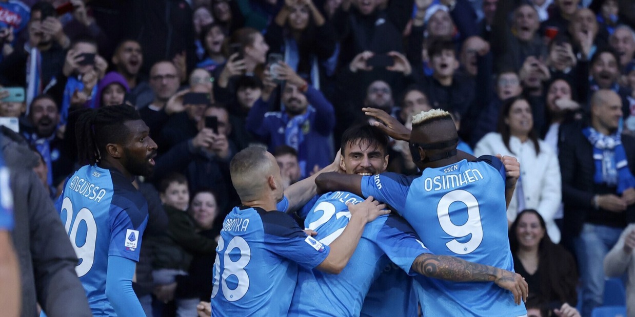 Napoli-Juve, la notte di mezzo scudetto