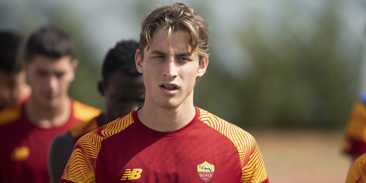 Roma, Bove: "Non giudico Zaniolo, il club ha già chiarito"