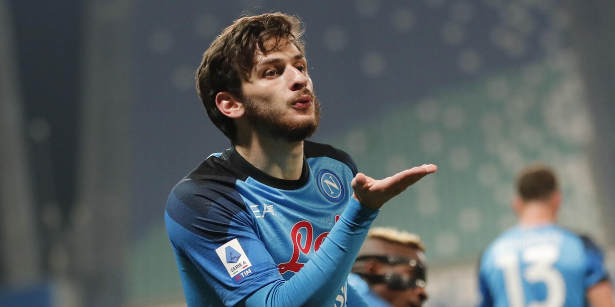 Perché il Napoli ha pagato Kvaratskhelia 20 milioni in meno