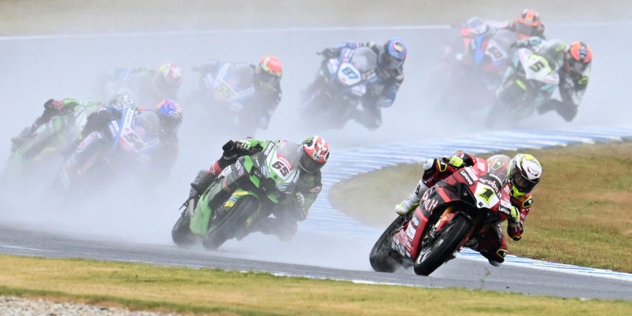 Superbike, Bautista vince gara-1 a Phillip Island: la classifica